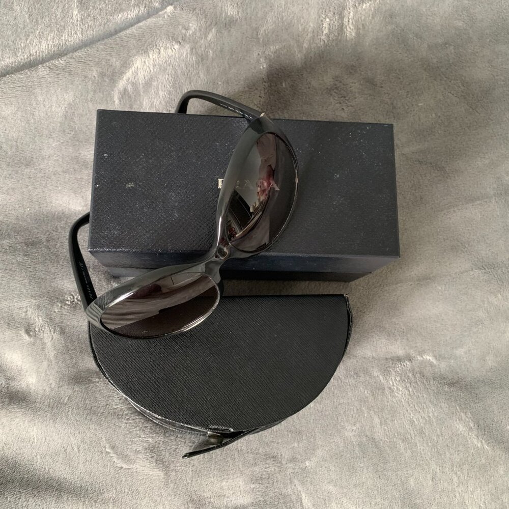 Prada Sunglasses - Picture 12 of 12